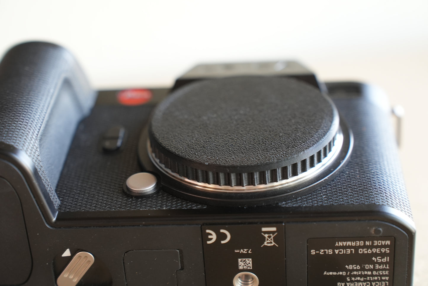 L Mount Body Cap – Fits Leica L Mount and Panasonic