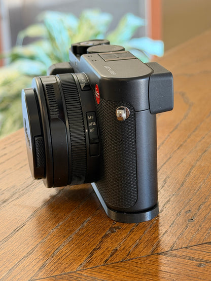 Hand Grip for Leica D-Lux 8 – Ergonomic Camera Grip Accessory