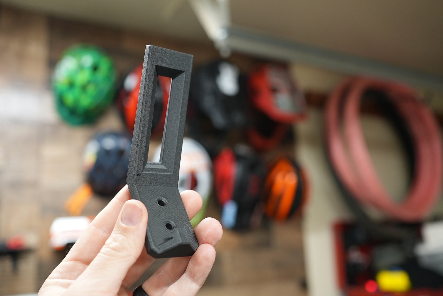 3D Printed Helmet Wall Mount With Keys Holder