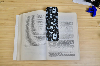 Haunted Houses & Ghosts Halloween Bookmark – 3D Printed Fright