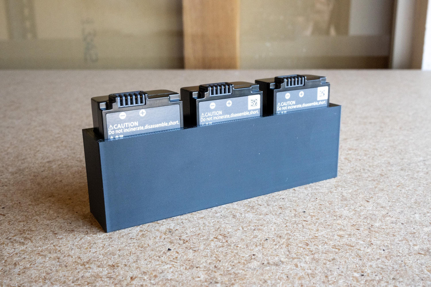 Nikon EN-EL25 Battery Case Holder - Holds 3 Batteries - 3D Printed